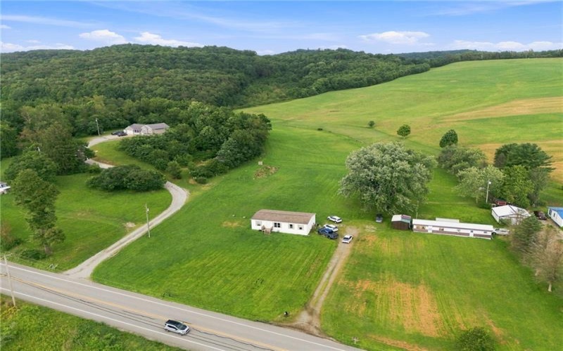 1140 State Route 711, Stahlstown, 15687, 3 Bedrooms Bedrooms, 7 Rooms Rooms,2 BathroomsBathrooms,Residential,For Sale,State Route 711,1767217