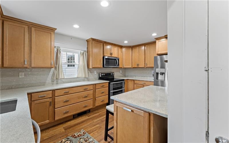 341 Elizabeth St, Uniontown, 15401, 4 Bedrooms Bedrooms, ,2.1 BathroomsBathrooms,Residential,For Sale,Elizabeth St,1767223