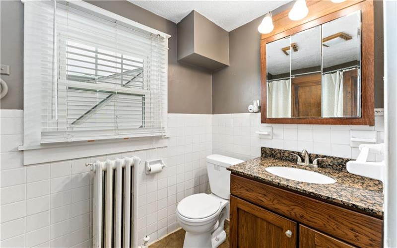 341 Elizabeth St, Uniontown, 15401, 4 Bedrooms Bedrooms, ,2.1 BathroomsBathrooms,Residential,For Sale,Elizabeth St,1767223