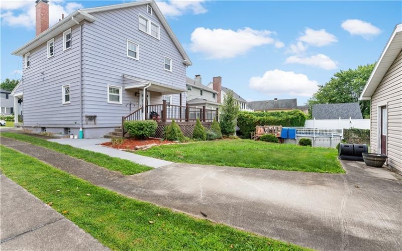 341 Elizabeth St, Uniontown, 15401, 4 Bedrooms Bedrooms, ,2.1 BathroomsBathrooms,Residential,For Sale,Elizabeth St,1767223