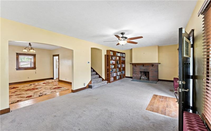 341 Elizabeth St, Uniontown, 15401, 4 Bedrooms Bedrooms, ,2.1 BathroomsBathrooms,Residential,For Sale,Elizabeth St,1767223