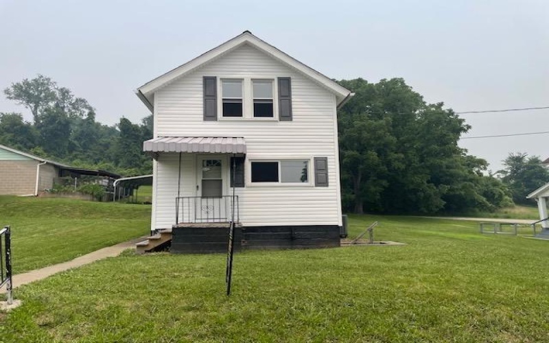 18 MAIN STREET, Daisytown, 15427, 2 Bedrooms Bedrooms, 4 Rooms Rooms,1 BathroomBathrooms,Residential,For Sale,MAIN STREET,1765742