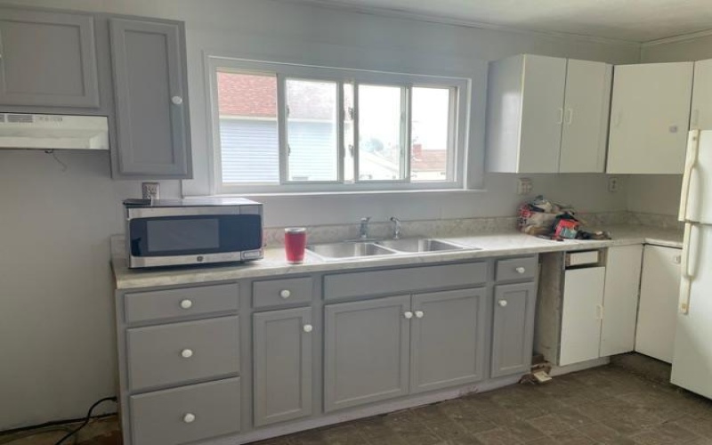 18 MAIN STREET, Daisytown, 15427, 2 Bedrooms Bedrooms, 4 Rooms Rooms,1 BathroomBathrooms,Residential,For Sale,MAIN STREET,1765742