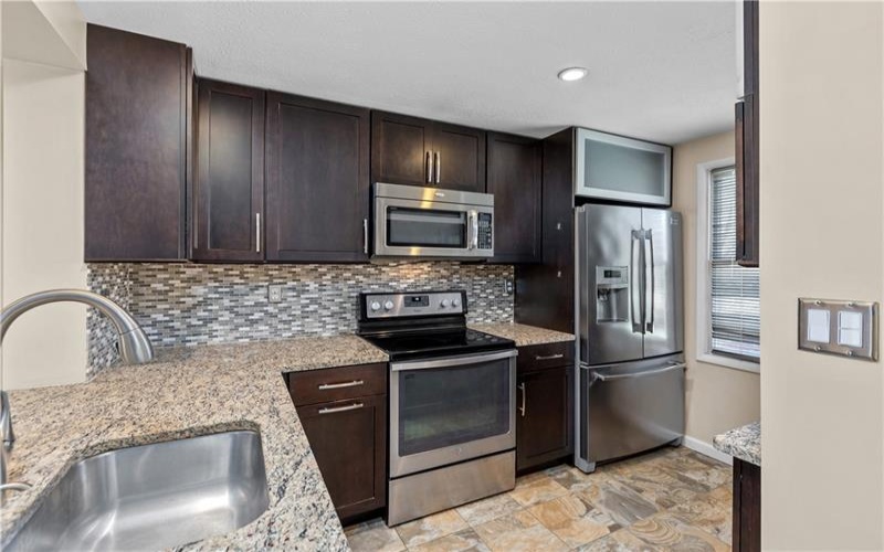 314 Quail Run Rd, Venetia, 15367, 2 Bedrooms Bedrooms, ,1.1 BathroomsBathrooms,Lease,For Rent,Quail Run Rd,1767224