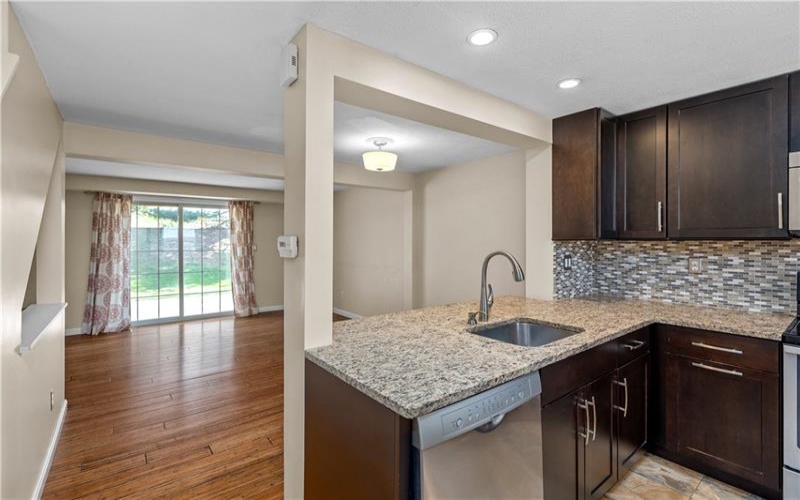 314 Quail Run Rd, Venetia, 15367, 2 Bedrooms Bedrooms, ,1.1 BathroomsBathrooms,Lease,For Rent,Quail Run Rd,1767224
