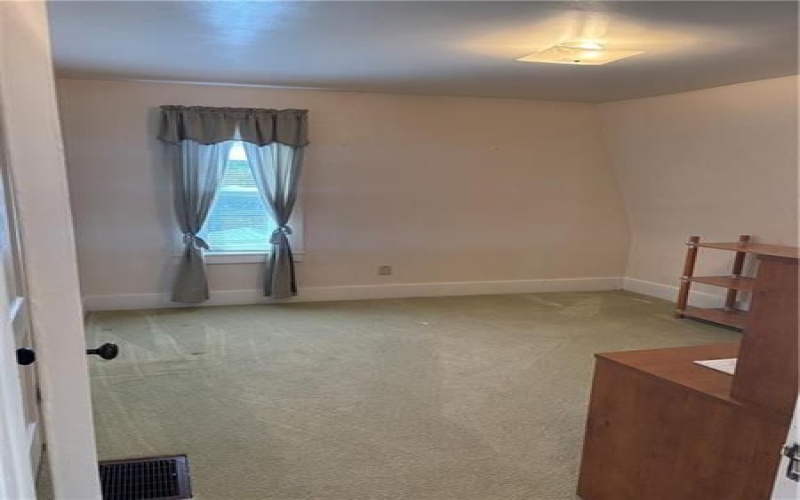 421 Argonne Drive, New Kensington, 15068, 3 Bedrooms Bedrooms, ,1 BathroomBathrooms,Residential,For Sale,Argonne Drive,1767246