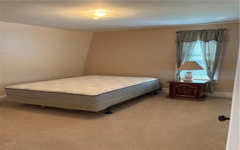421 Argonne Drive, New Kensington, 15068, 3 Bedrooms Bedrooms, ,1 BathroomBathrooms,Residential,For Sale,Argonne Drive,1767246