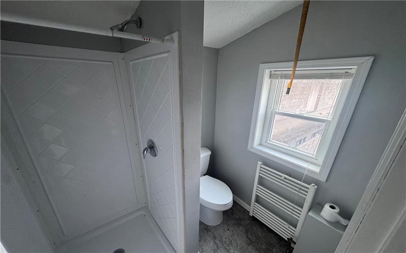 520 Brinton Ave, Trafford, 15085, 2 Bedrooms Bedrooms, ,1 BathroomBathrooms,Lease,For Rent,Brinton Ave,1765762