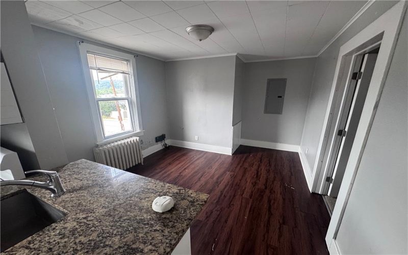 520 Brinton Ave, Trafford, 15085, 2 Bedrooms Bedrooms, ,1 BathroomBathrooms,Lease,For Rent,Brinton Ave,1765762