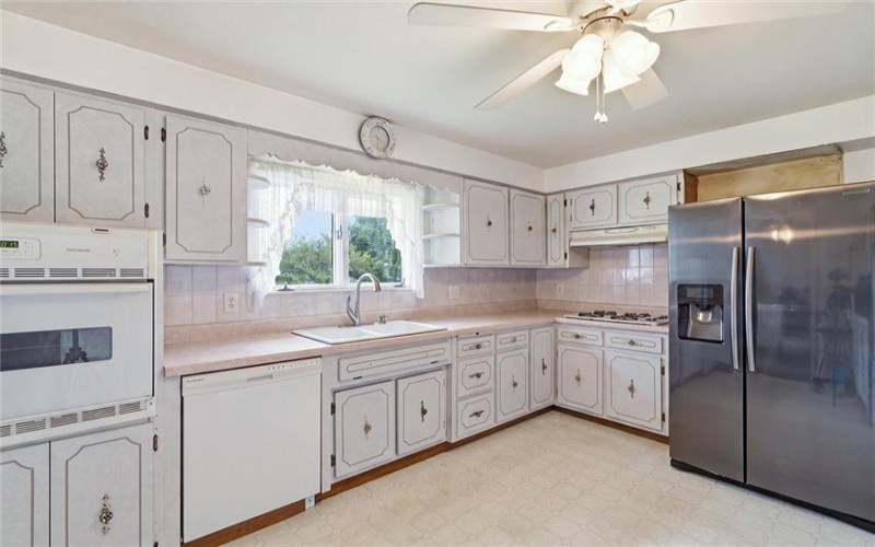 333 Ridge Ave, Monessen, 15062, 3 Bedrooms Bedrooms, 9 Rooms Rooms,2 BathroomsBathrooms,Residential,For Sale,Ridge Ave,1767253
