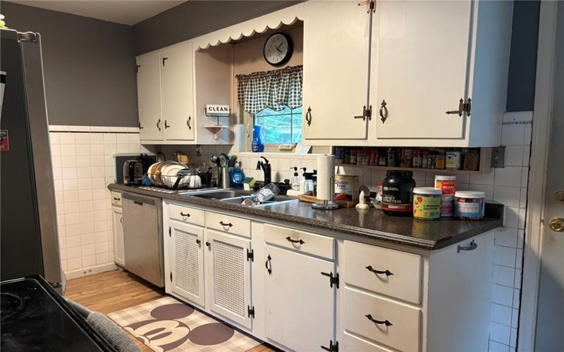 525 Riverview Dr, New Kensington, 15068, 3 Bedrooms Bedrooms, 7 Rooms Rooms,1.2 BathroomsBathrooms,Residential,For Sale,Riverview Dr,1765777