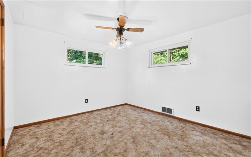 203 History Lane, Rostraver Twp., 15012, 3 Bedroom Bedrooms, 7 Room Rooms,2 BathroomBathrooms,Residential,For Sale,History Lane,1767257