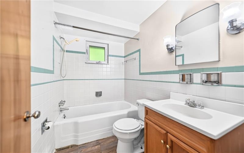 203 History Lane, Rostraver Twp., 15012, 3 Bedroom Bedrooms, 7 Room Rooms,2 BathroomBathrooms,Residential,For Sale,History Lane,1767257