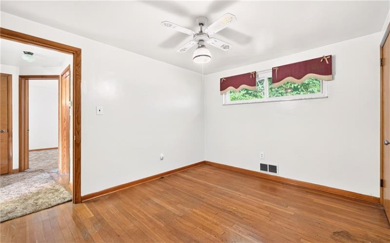 203 History Lane, Rostraver Twp., 15012, 3 Bedroom Bedrooms, 7 Room Rooms,2 BathroomBathrooms,Residential,For Sale,History Lane,1767257