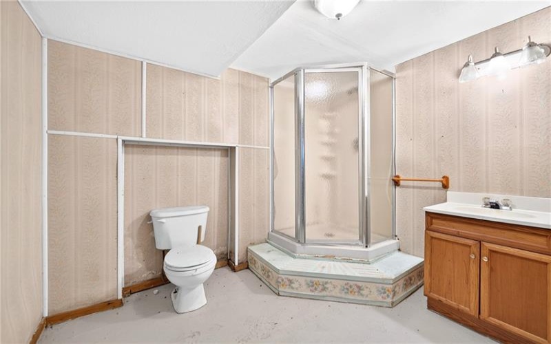 203 History Lane, Rostraver Twp., 15012, 3 Bedroom Bedrooms, 7 Room Rooms,2 BathroomBathrooms,Residential,For Sale,History Lane,1767257