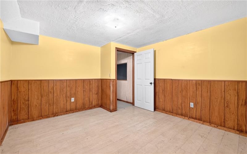 203 History Lane, Rostraver Twp., 15012, 3 Bedroom Bedrooms, 7 Room Rooms,2 BathroomBathrooms,Residential,For Sale,History Lane,1767257
