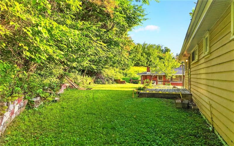 203 History Lane, Rostraver Twp., 15012, 3 Bedroom Bedrooms, 7 Room Rooms,2 BathroomBathrooms,Residential,For Sale,History Lane,1767257