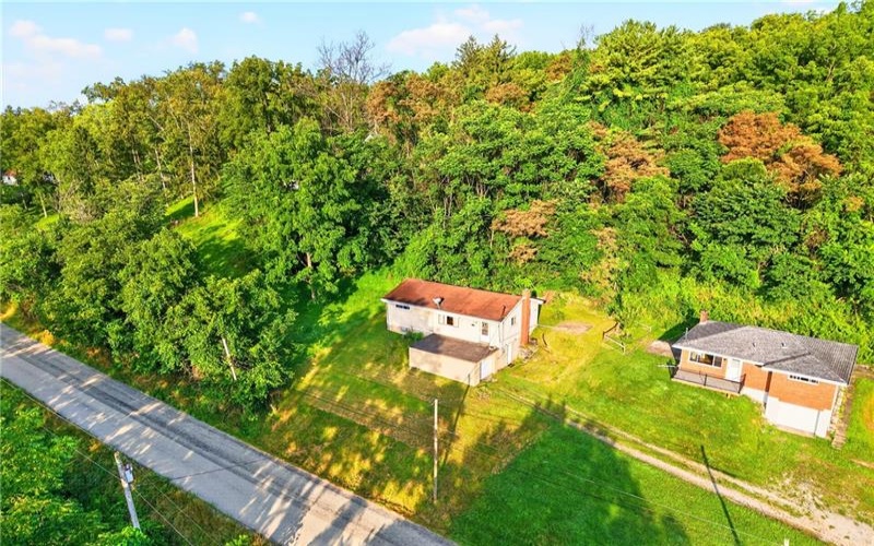 203 History Lane, Rostraver Twp., 15012, 3 Bedroom Bedrooms, 7 Room Rooms,2 BathroomBathrooms,Residential,For Sale,History Lane,1767257