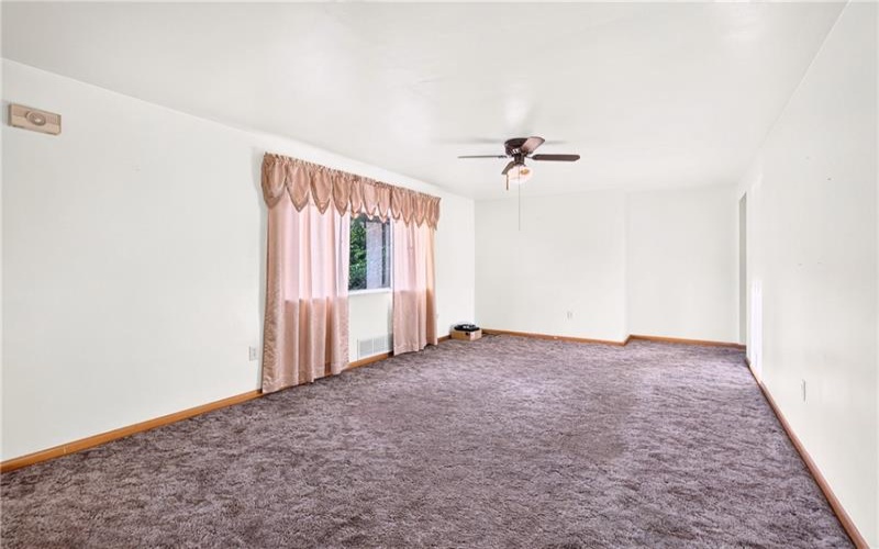 203 History Lane, Rostraver Twp., 15012, 3 Bedroom Bedrooms, 7 Room Rooms,2 BathroomBathrooms,Residential,For Sale,History Lane,1767257