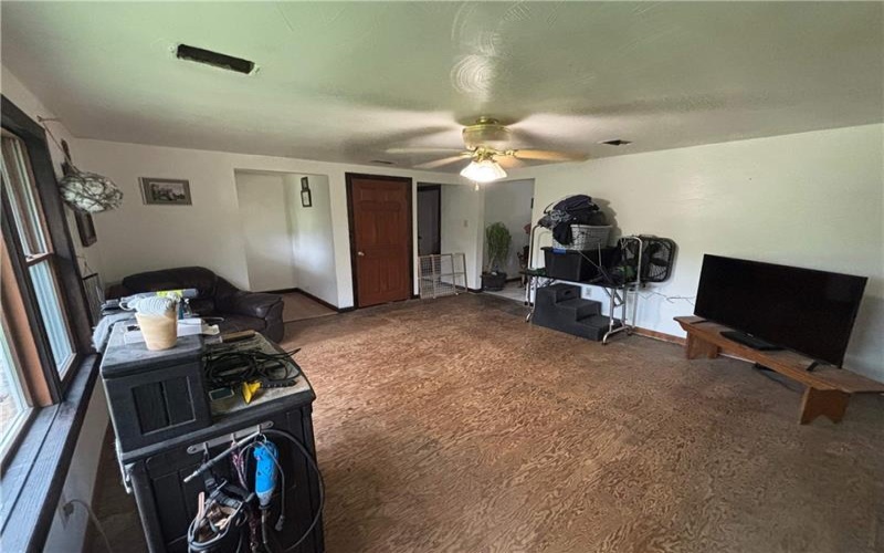 121 Cumer Rd, Mc Donald, 15057, 3 Bedrooms Bedrooms, ,1 BathroomBathrooms,Residential,For Sale,Cumer Rd,1767260