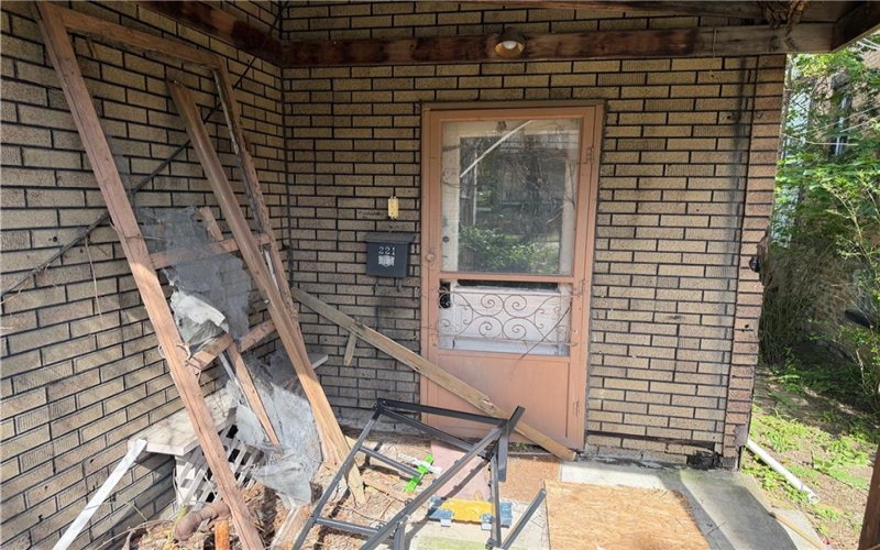 221 Gallatin Ave, Uniontown, 15401, 4 Bedrooms Bedrooms, ,1.1 BathroomsBathrooms,Residential,For Sale,Gallatin Ave,1765793