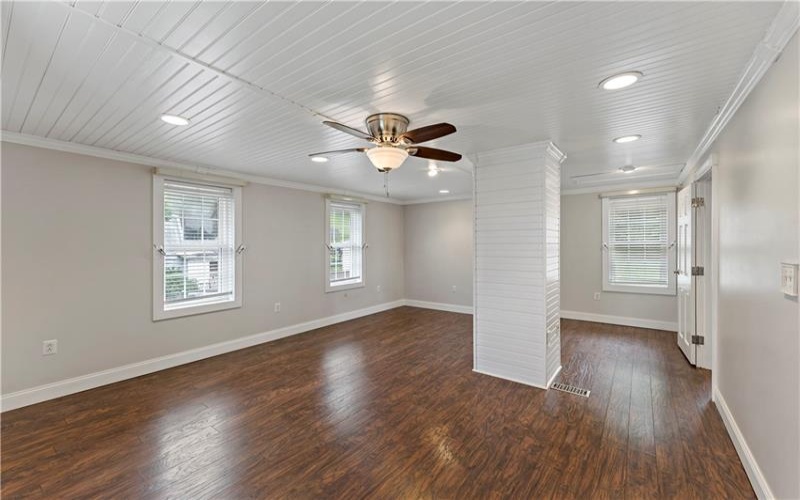 110 Barnes Rd, Hopwood, 15445, 2 Bedrooms Bedrooms, ,1.1 BathroomsBathrooms,Residential,For Sale,Barnes Rd,1767262