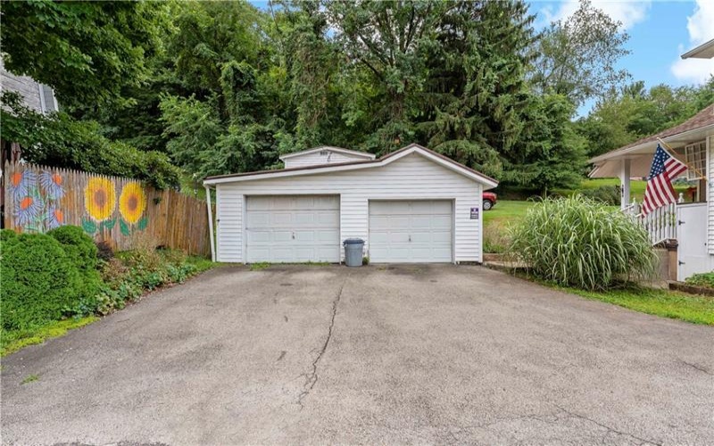 110 Barnes Rd, Hopwood, 15445, 2 Bedrooms Bedrooms, ,1.1 BathroomsBathrooms,Residential,For Sale,Barnes Rd,1767262