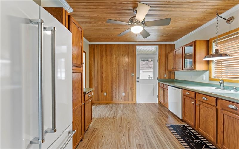 110 Barnes Rd, Hopwood, 15445, 2 Bedrooms Bedrooms, ,1.1 BathroomsBathrooms,Residential,For Sale,Barnes Rd,1767262