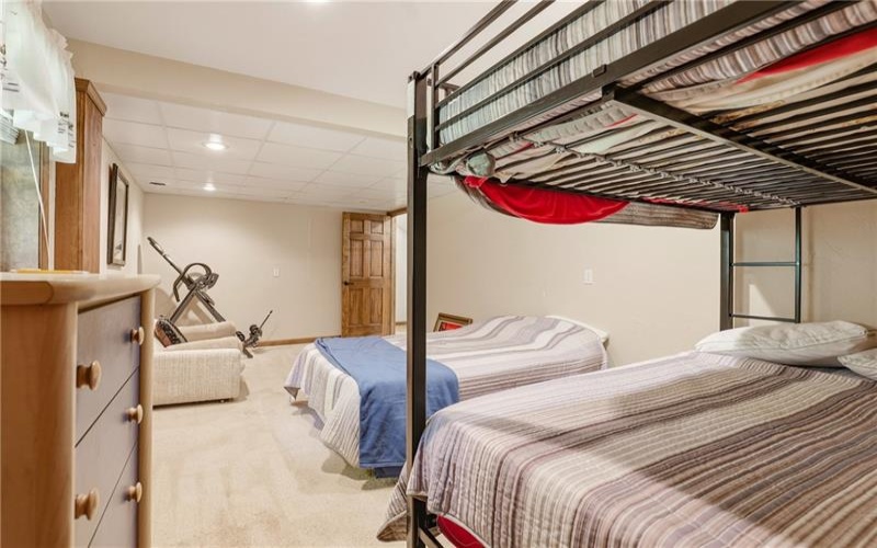 138 Cherry Lane, 15926, 15926, 4 Bedrooms Bedrooms, ,2.1 BathroomsBathrooms,Residential,For Sale,Cherry Lane,1765829