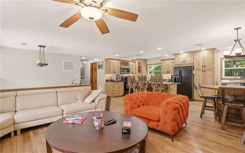 138 Cherry Lane, 15926, 15926, 4 Bedrooms Bedrooms, ,2.1 BathroomsBathrooms,Residential,For Sale,Cherry Lane,1765829