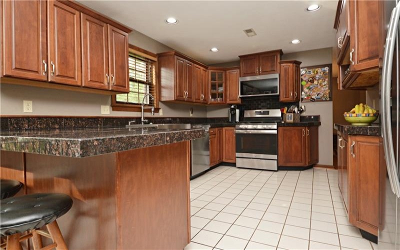 516 Donatello, Irwin, 15642, 4 Bedrooms Bedrooms, ,3.1 BathroomsBathrooms,Residential,For Sale,Donatello,1765839