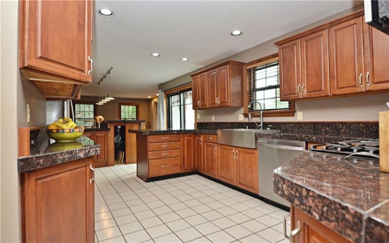 516 Donatello, Irwin, 15642, 4 Bedrooms Bedrooms, ,3.1 BathroomsBathrooms,Residential,For Sale,Donatello,1765839