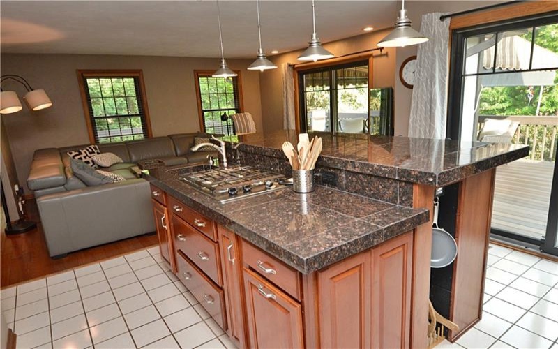 516 Donatello, Irwin, 15642, 4 Bedrooms Bedrooms, ,3.1 BathroomsBathrooms,Residential,For Sale,Donatello,1765839