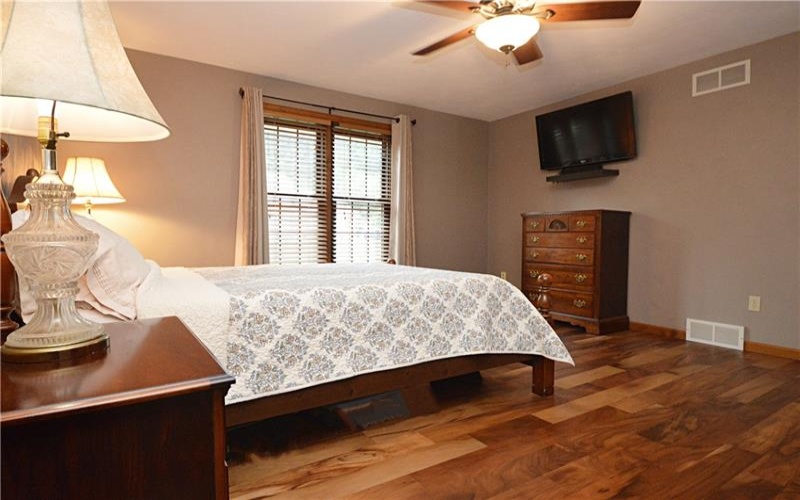516 Donatello, Irwin, 15642, 4 Bedrooms Bedrooms, ,3.1 BathroomsBathrooms,Residential,For Sale,Donatello,1765839