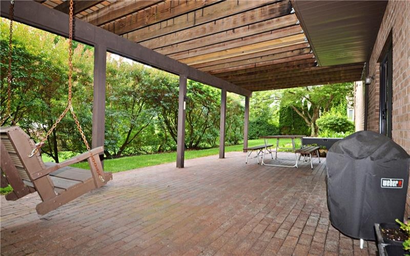 516 Donatello, Irwin, 15642, 4 Bedrooms Bedrooms, ,3.1 BathroomsBathrooms,Residential,For Sale,Donatello,1765839