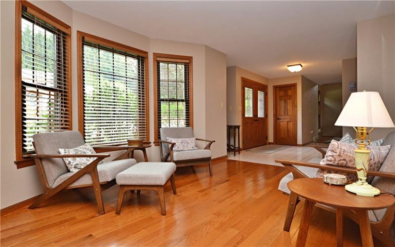 516 Donatello, Irwin, 15642, 4 Bedrooms Bedrooms, ,3.1 BathroomsBathrooms,Residential,For Sale,Donatello,1765839
