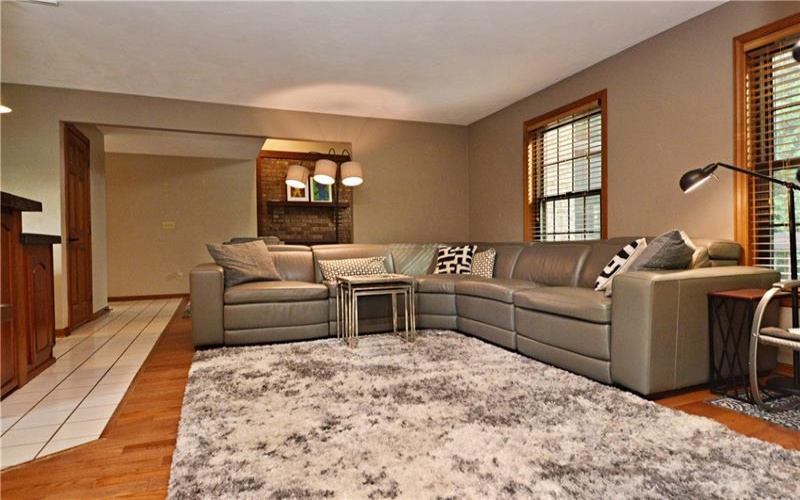 516 Donatello, Irwin, 15642, 4 Bedrooms Bedrooms, ,3.1 BathroomsBathrooms,Residential,For Sale,Donatello,1765839