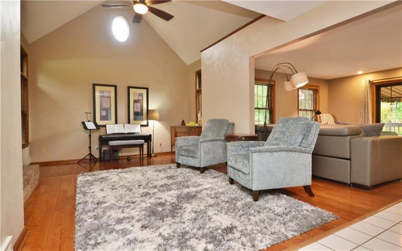 516 Donatello, Irwin, 15642, 4 Bedrooms Bedrooms, ,3.1 BathroomsBathrooms,Residential,For Sale,Donatello,1765839