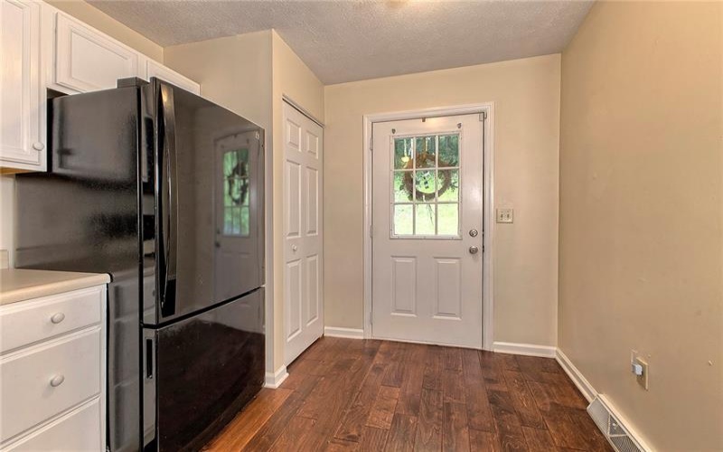 112 Winston Way, Greensburg, 15601, 2 Bedroom Bedrooms, 6 Room Rooms,1.1 BathroomBathrooms,Residential,For Sale,Winston Way,1767283