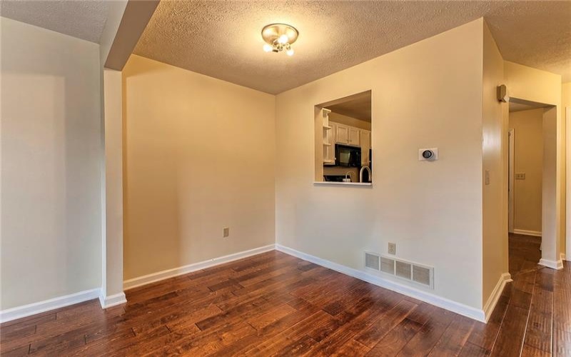 112 Winston Way, Greensburg, 15601, 2 Bedroom Bedrooms, 6 Room Rooms,1.1 BathroomBathrooms,Residential,For Sale,Winston Way,1767283