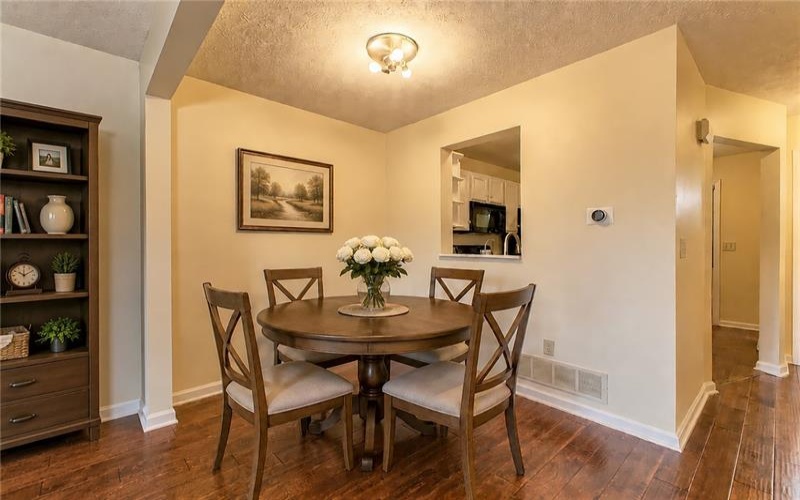 112 Winston Way, Greensburg, 15601, 2 Bedroom Bedrooms, 6 Room Rooms,1.1 BathroomBathrooms,Residential,For Sale,Winston Way,1767283