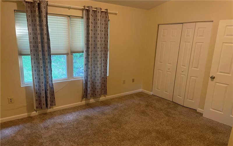112 Winston Way, Greensburg, 15601, 2 Bedroom Bedrooms, 6 Room Rooms,1.1 BathroomBathrooms,Residential,For Sale,Winston Way,1767283