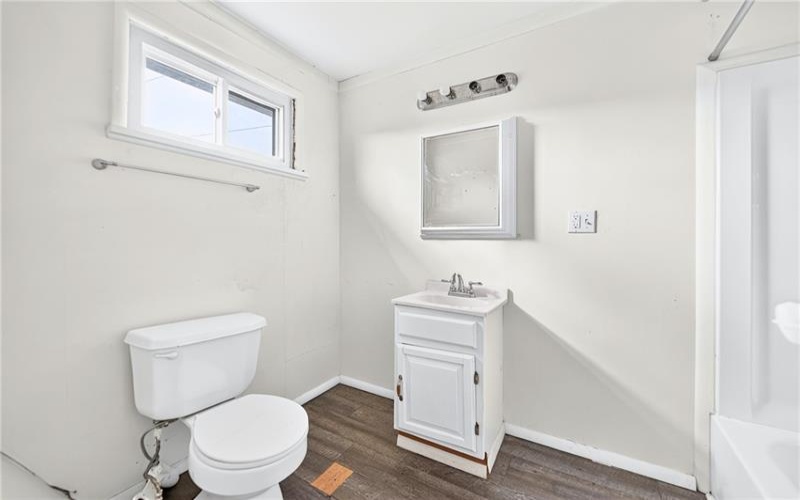 698 High Street, California, 15419, 2 Bedrooms Bedrooms, 5 Rooms Rooms,1 BathroomBathrooms,Residential,For Sale,High Street,1767288