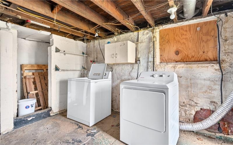 698 High Street, California, 15419, 2 Bedrooms Bedrooms, 5 Rooms Rooms,1 BathroomBathrooms,Residential,For Sale,High Street,1767288