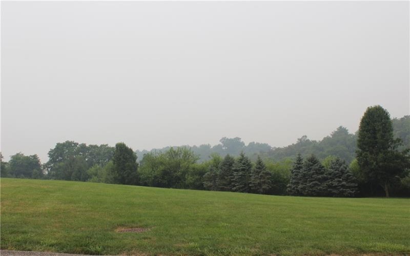 2011 Trail Side Ct, Jeannette, 15644, 3 Bedrooms Bedrooms, 8 Rooms Rooms,2.1 BathroomsBathrooms,Residential,For Sale,Trail Side Ct,1765862