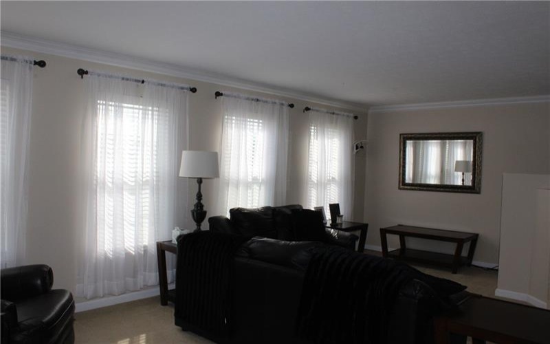 2011 Trail Side Ct, Jeannette, 15644, 3 Bedrooms Bedrooms, 8 Rooms Rooms,2.1 BathroomsBathrooms,Residential,For Sale,Trail Side Ct,1765862