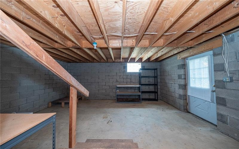 15 Florence Ave, Burgettstown, 15021, 3 Bedrooms Bedrooms, ,1 BathroomBathrooms,Residential,For Sale,Florence Ave,1767293