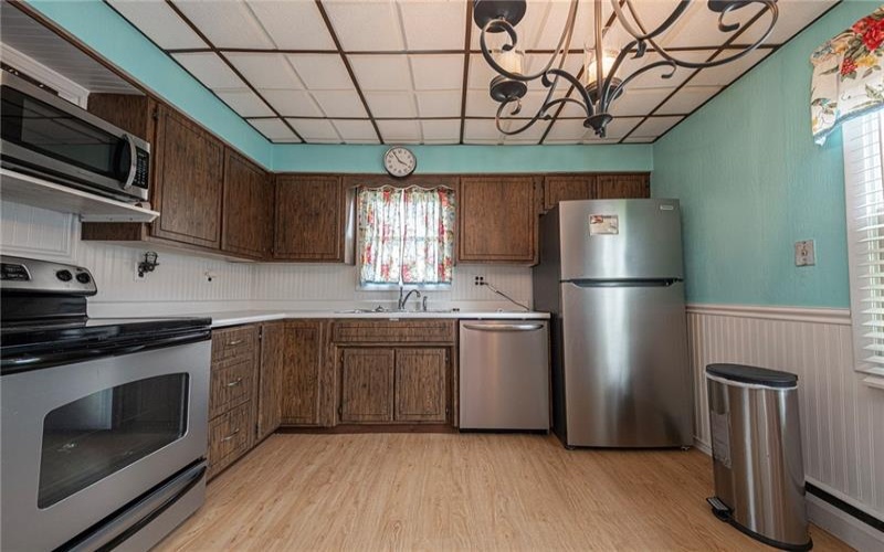 15 Florence Ave, Burgettstown, 15021, 3 Bedrooms Bedrooms, ,1 BathroomBathrooms,Residential,For Sale,Florence Ave,1767293
