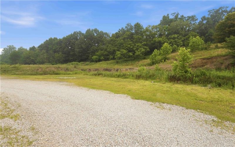 8370 Route 22, New Alexandria, 15670, ,Commercial-industrial-business,For Sale,Route 22,1765887