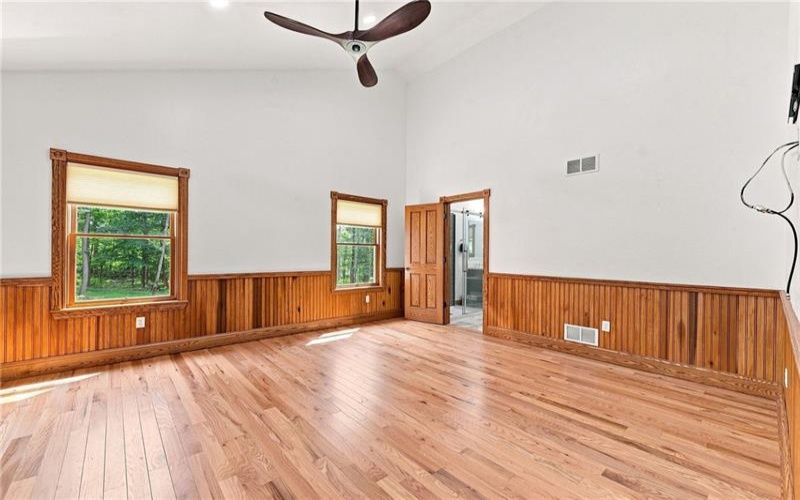 981 State Route 271, Ligonier, 15658, 2 Bedroom Bedrooms, 5 Room Rooms,3 BathroomBathrooms,Residential,For Sale,State Route 271,1767311